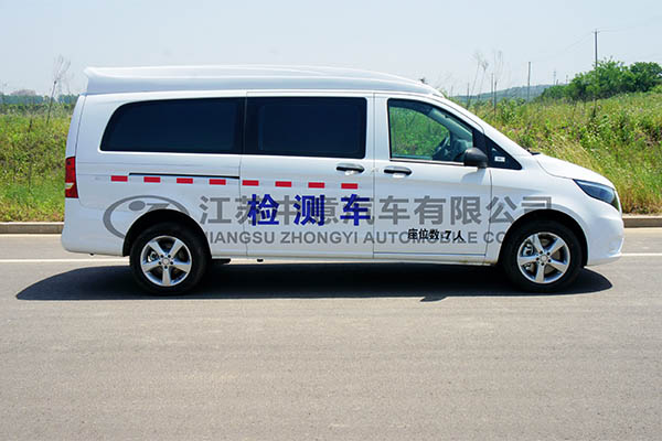 勘测车